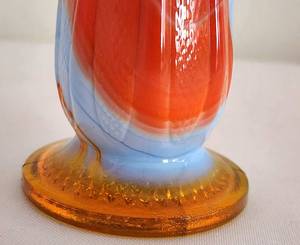 lot 502 image: Beautiful Boyd Richly-Hued Vase