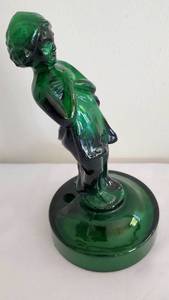 lot 510 image: Emerald Green Bashful Charlotte