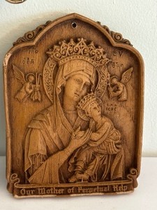 lot 492 image: Vintage Religious Icon Decorative Items