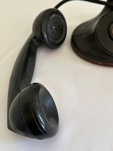 lot 490 image: Vintage Bell System Telephone