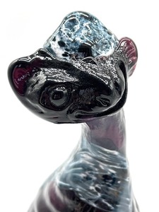 lot 276 image: Purple Slag Glass Fenton Alley Cat Figurine