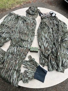 lot 110 image: Turkey Hunting Camo Pants (L) and Shirt (XL) with H.S. Strut Push Button Yelper