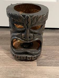 lot 24 image: Take One Plastic Tiki Decoration with Flame Light