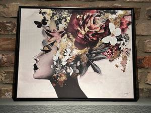 lot 50 image: Beautiful Framed Canvas Art Print 16 x 20