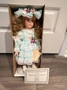 lot 134 image: Dynasty Doll Collection Janie with COA