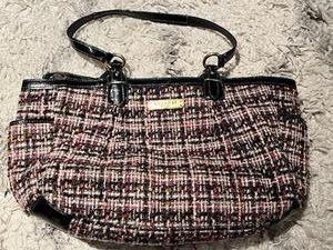 lot 154 image: Coach PurseHandbag 16