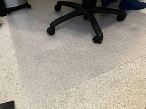 lot 202 image: Carpet Chair Mat