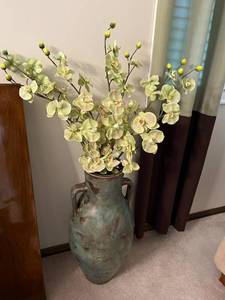 lot 205 image: Decorative 29 Accent Vase with Faux Flowers