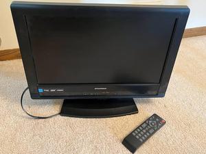 lot 224 image: 19 Sylvania TV with Remote in Good Working Condition