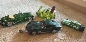 lot 225 image: Vintage Avon Cologne Decanters and Replica Chevy Corvette Toy Car