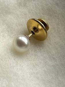 lot 247 image: Vintage J.B. Hudson Gold and Pearl Tie Tack
