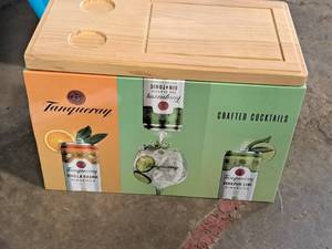 lot 767 image: Tangueray Gin Chest Cooler
