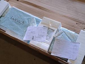 lot 750 image: LaMarca Prosello Display (in box)