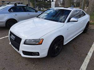 lot 483 image: 2008 Audi S5 Quattro 2-Door Coupe
