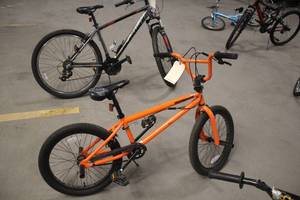 lot 807 image: Mongoose 16 Boys Single-speed BMX Trick Bike 12 Orange Frame