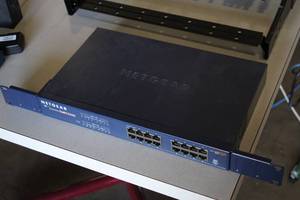 lot 509 image: Netgear Gigabit Switch 16-port GS516T