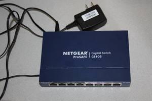 lot 510 image: Netgear Pro Safe Gigabit Switch 8-port GS108