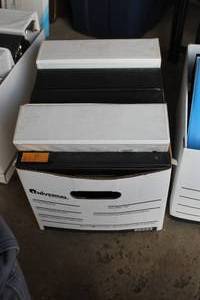 lot 872 image: Lot of (7) 3-ring Binders