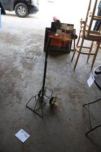 lot 792 image: 2-wheel Dolly