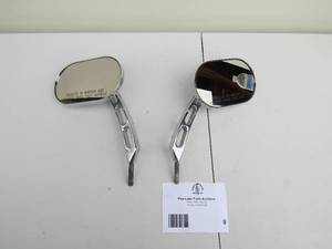 lot 9 image: Harley Davidson Mirrors