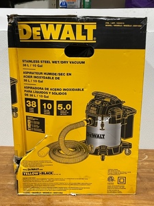 DeWalt 10 Gallon Shop Vac NEW