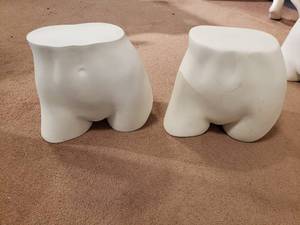 lot 17 image: Lot of 2 HIp Forms