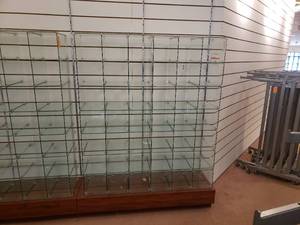 lot 60 image: 42 Glass Cube Display with Base