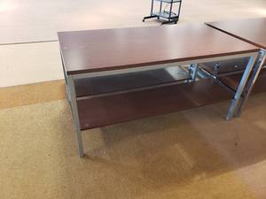 lot 65 image: 2 Piece Nesting Tables