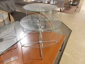 lot 94 image: 3 Tier Glass Table Display