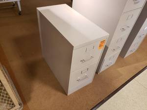 lot 109 image: 2 Drawer file Cabinet