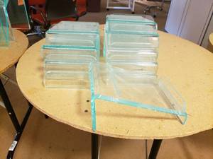 lot 148 image: Lot of 10 Acrylic Shoe Stands - Just Under 5 Tall