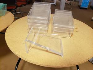 lot 151 image: Lot of 9 Acrylic Shoe Stands - Just Under 5 Tall