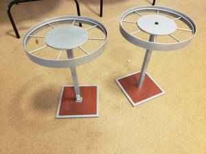 lot 152 image: Lot of 2 Rotating Counter Top Displays