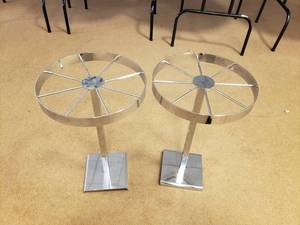 lot 153 image: Lot of 2 Rotating Counter Top Displays