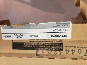 lot 163 image: Partial Box of F15T8CW Flourescent Bulbs