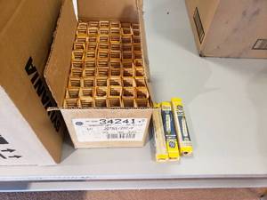 lot 168 image: Box of GE Frosted Incandescent Lamps