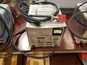 lot 193 image: Clarke 24 Volt Charger