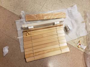 lot 200 image: Lot of 5 Brand New Blinds 22 38 x 18 34