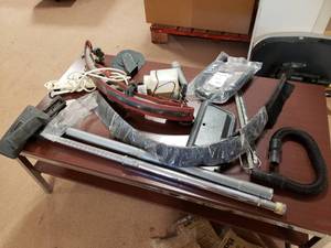 lot 209 image: Miscellaneous Cleaner Parts