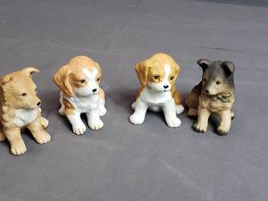 lot 27 image: Lot of 4 Puppy Figurines Homco 8828