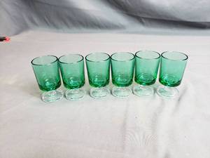 lot 58 image: Set of 6 Stemware Shot Glasses
