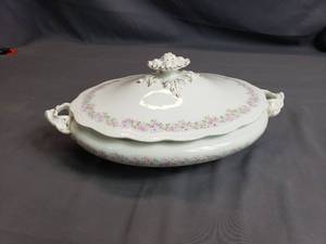 lot 63 image: Johnson Bros of England Oval Covered Dish