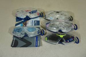 lot 10 image: 5 Aqua Sphere Adult Swim Goggles