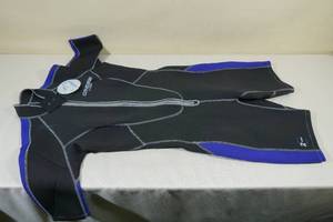 lot 13 image: Cressi Lido 2mm Wet Suit -Ladies Large4