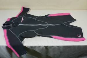 lot 15 image: Cressi Lido 2mm Wet Suit -Ladies Medium3