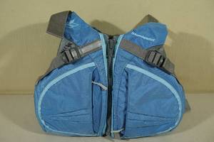 lot 19 image: Stohlquist Cruiser CanoeingKayaking Life Vest -XSSM