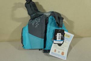 lot 21 image: Stohlquist Escape CanoeingKayaking Life Vest -XSSM
