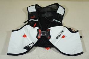 lot 31 image: USWE Pace Running Vest Hydration Pack