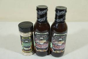 lot 106 image: Croix Valley Seasoning & BBQ Sauce -Garlic Rub, St Louis Style
