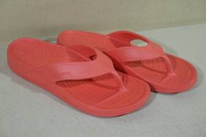 lot 115 image: Nuusol Womens Cascade Flip Flop -Size 7, Peach